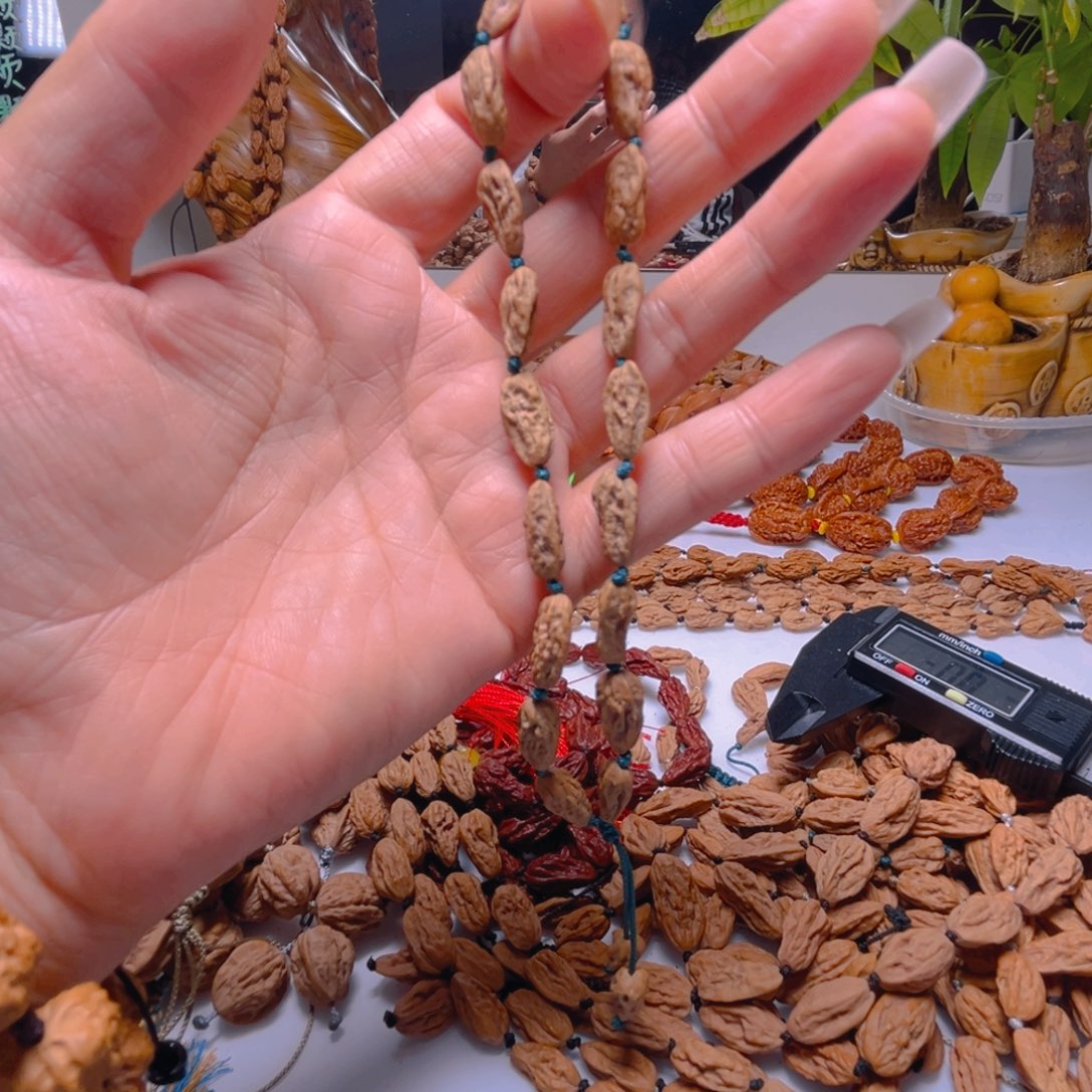 自***。吊坠文玩核桃蛤蟆