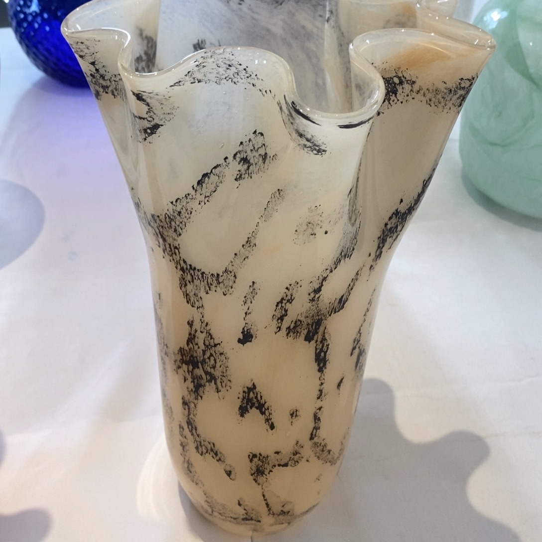 无***乐手工古法琉璃花器