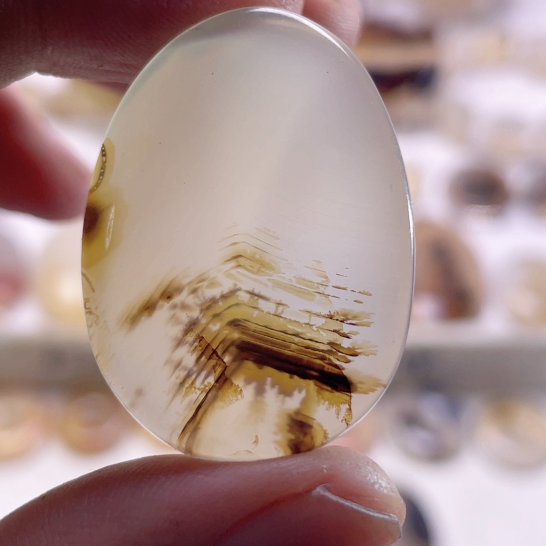 玛瑙/玉髓未镶嵌珠宝奇石