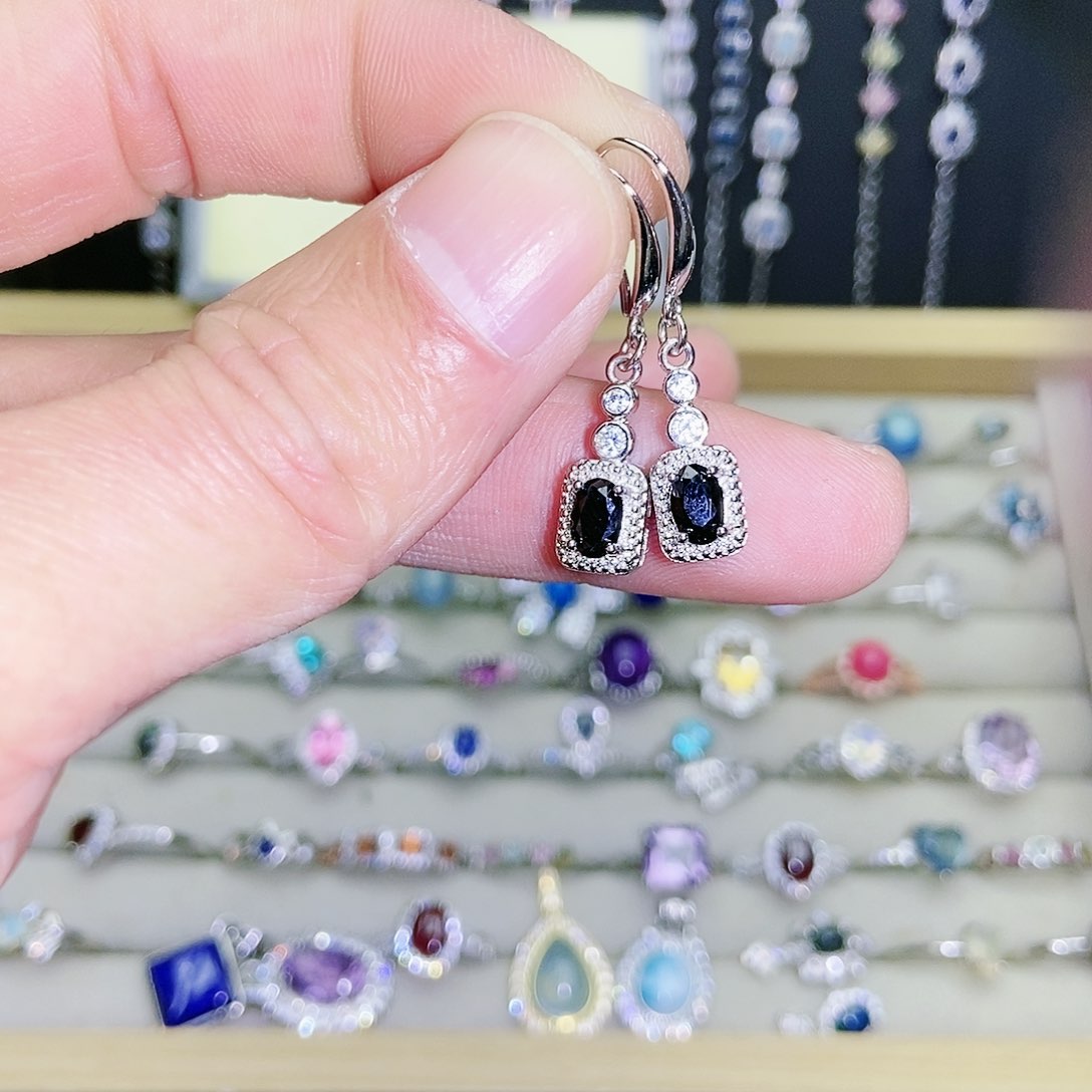 【闪购商品】未镶嵌耳环尖晶石