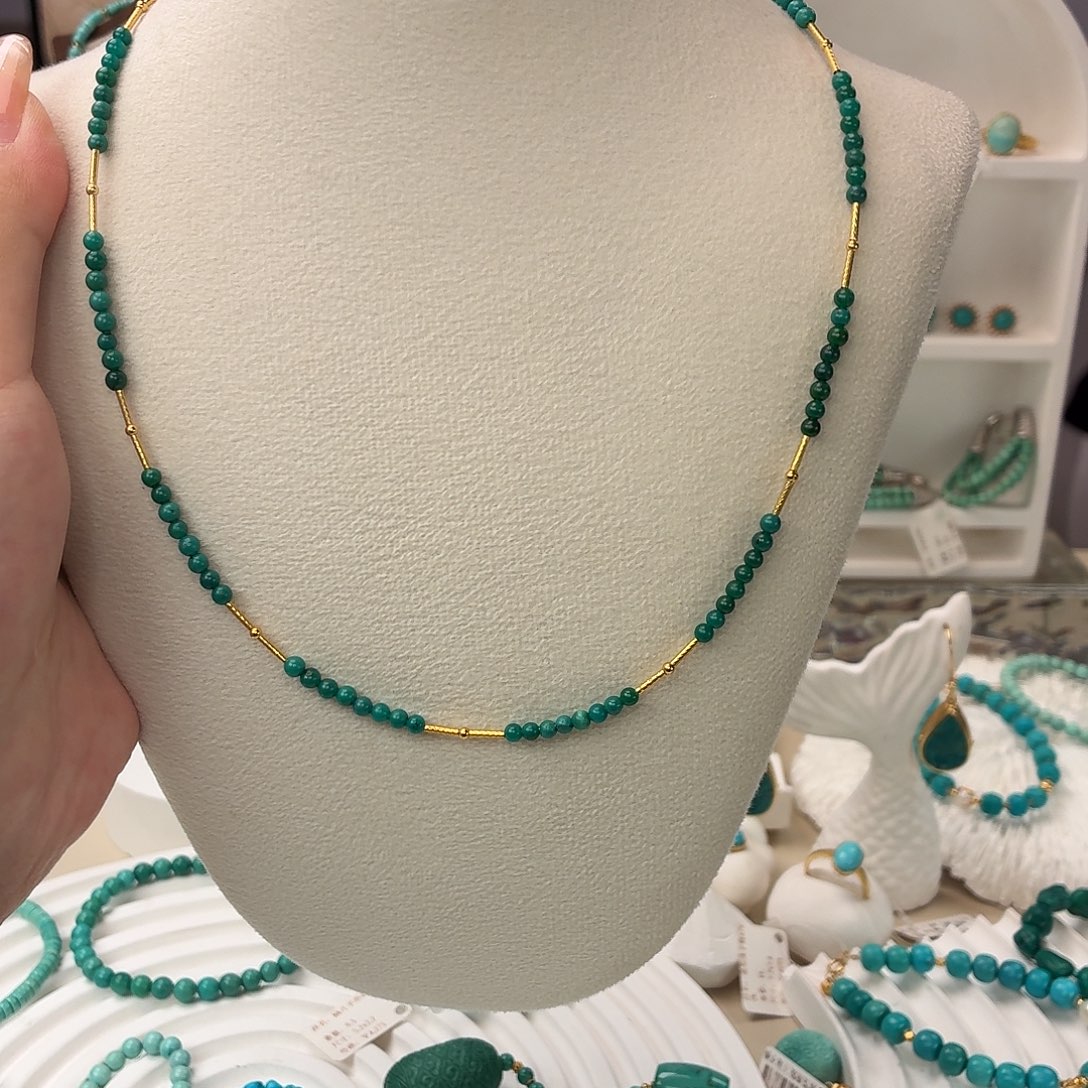 18K金镶嵌绿松石项链