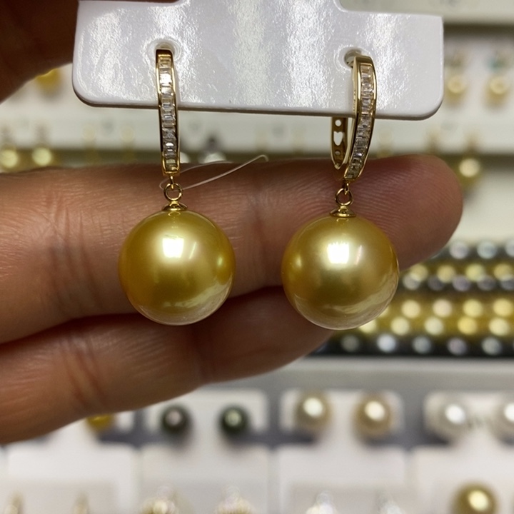 海水珍珠金珍珠耳坠18K金镶嵌
