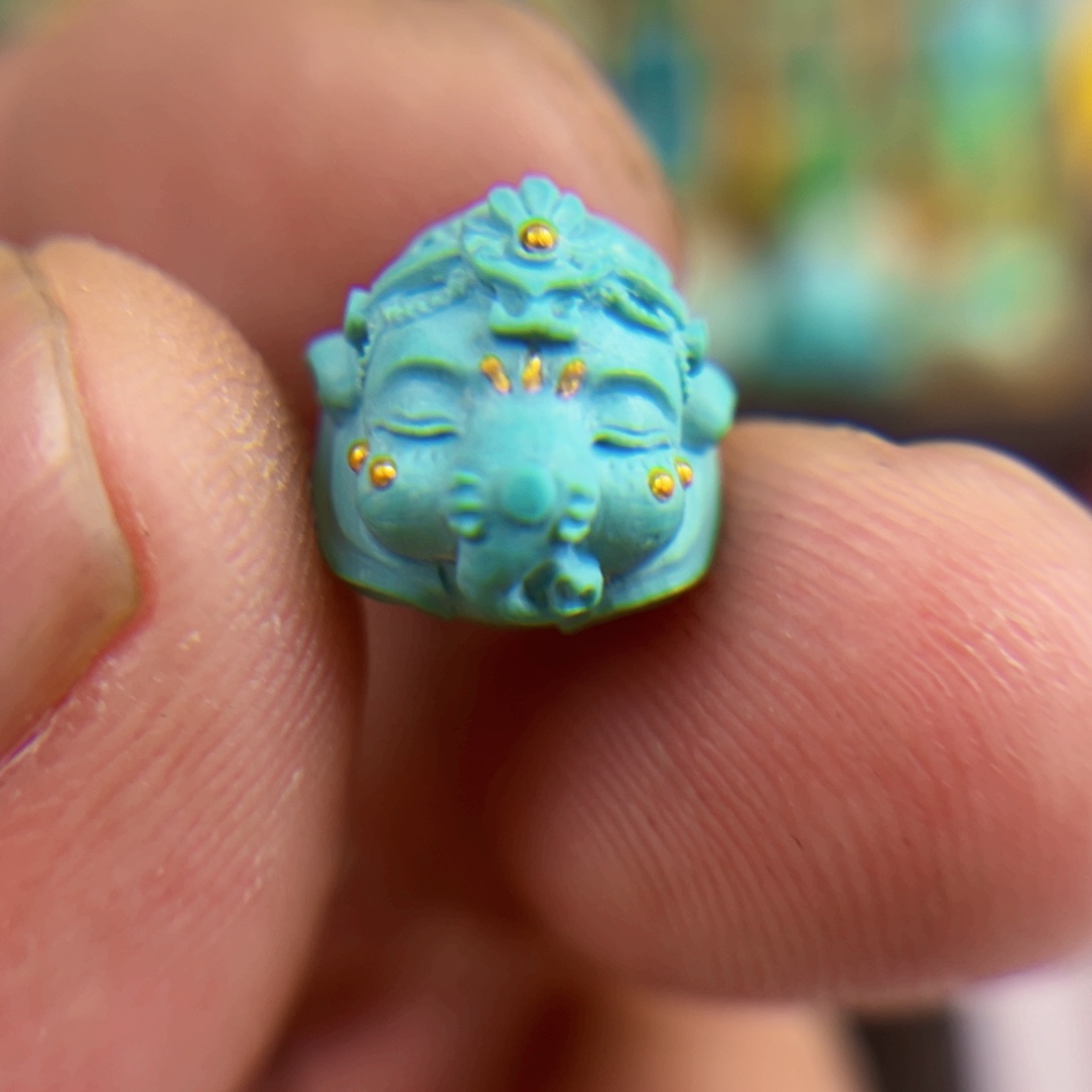 绿松石配饰未镶嵌c****爸