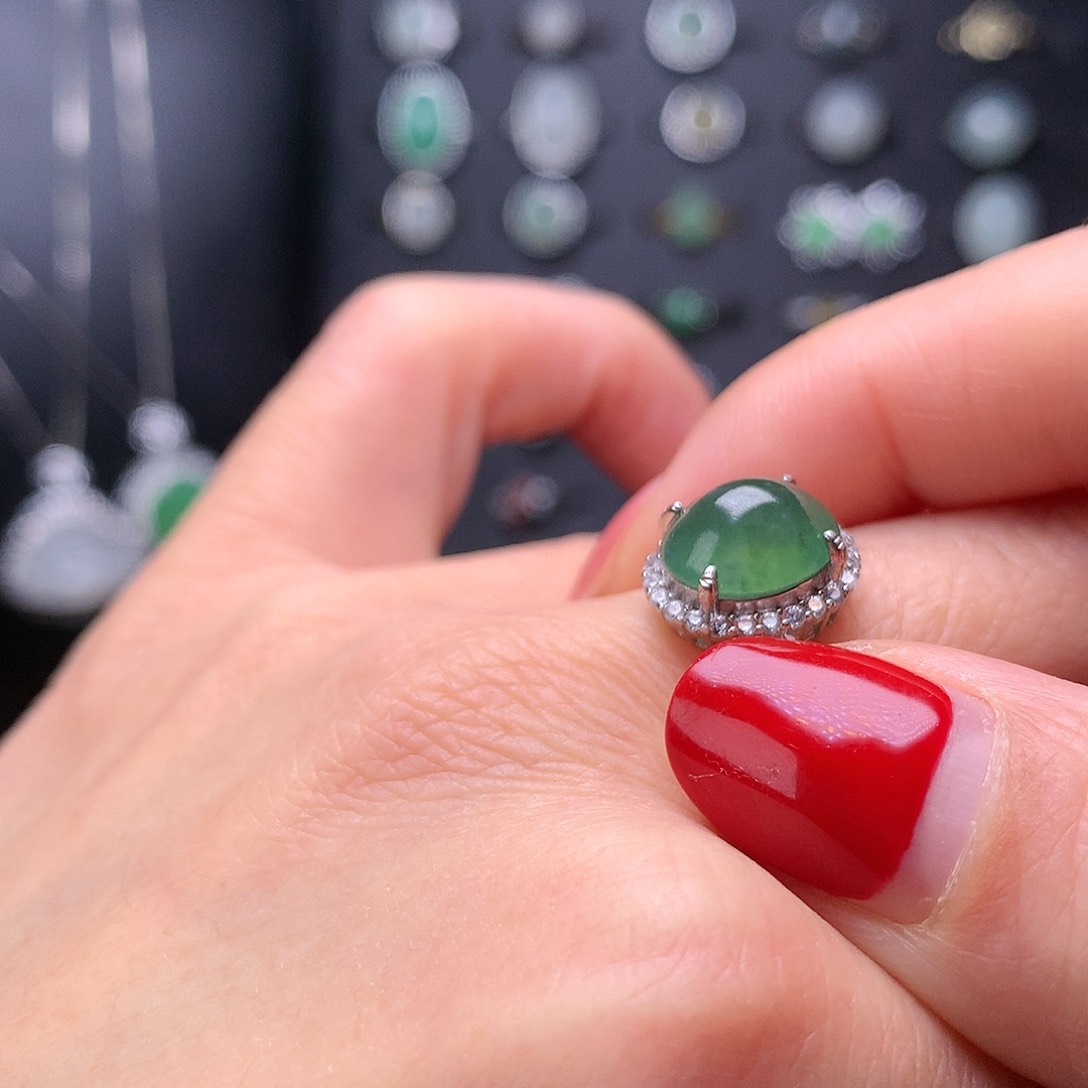 翡翠颈饰银S925镶嵌B****X戒指