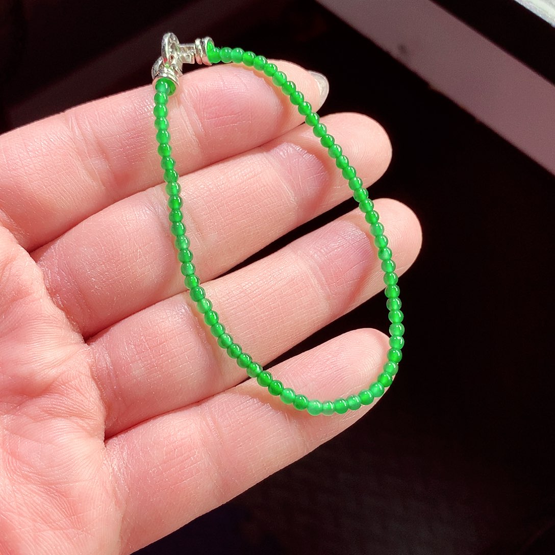 翡翠手链未镶嵌天然翡翠手链未镶嵌