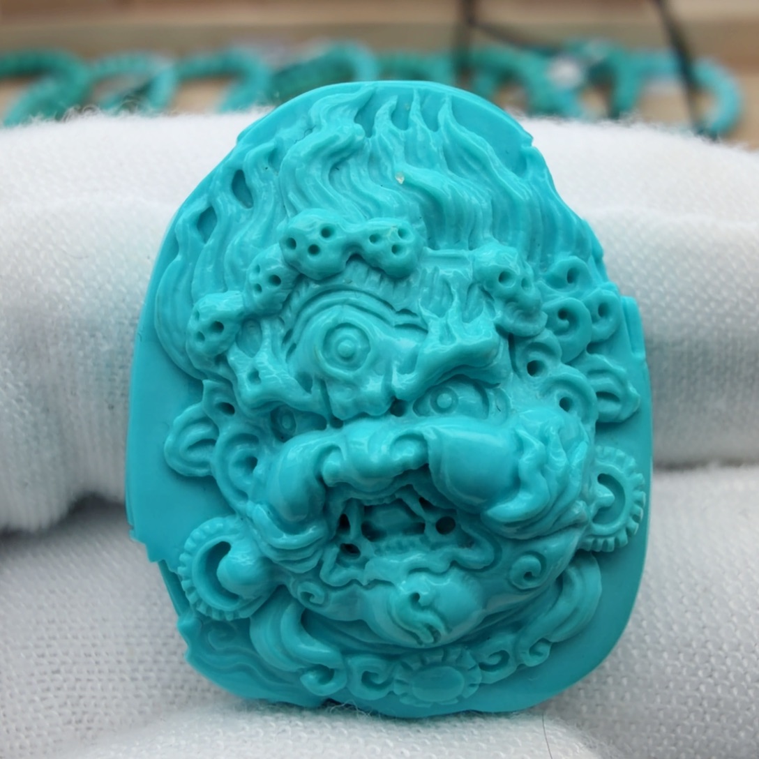 绿松石未镶嵌珠宝奇石