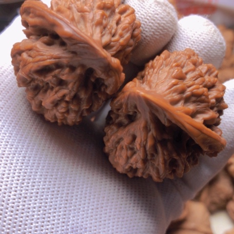 【闪购商品】桃核吊坠半壁江山麒麟纹官帽