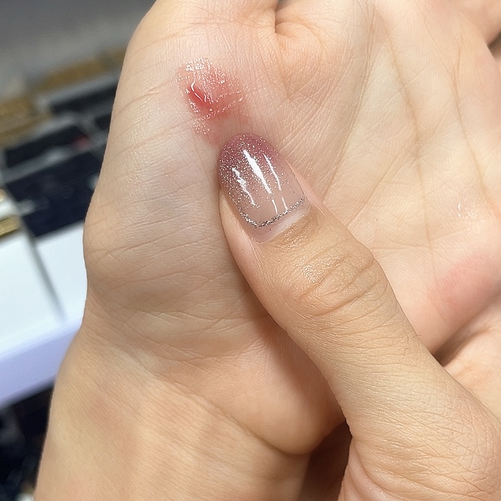 瓷片迪迪迪009色号