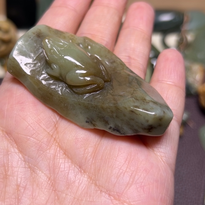 岫岩河磨玉（透闪石质玉）未镶嵌颈饰