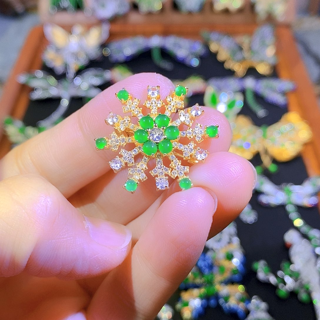 吊坠(不含链)银S925镀金镶嵌翡翠