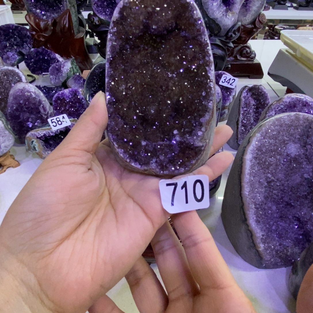 紫晶大型摆件（非配饰）未镶嵌