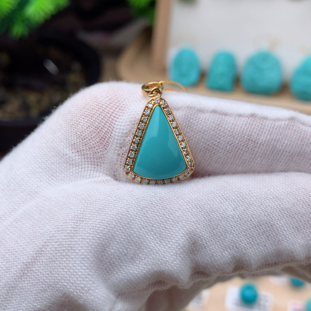 绿松石珠宝奇石18K金镶嵌