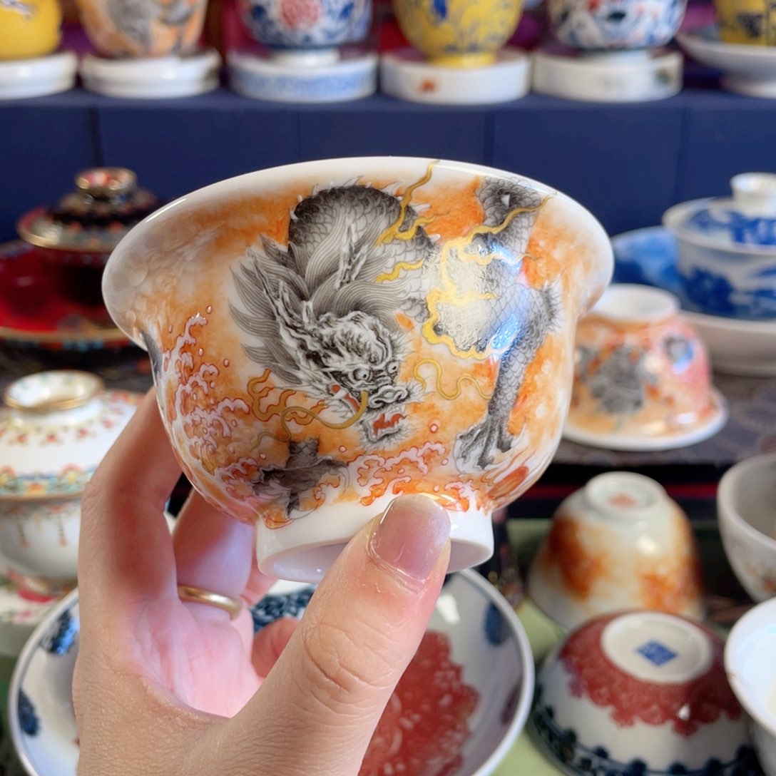 景德镇瓷器博物研究所所长