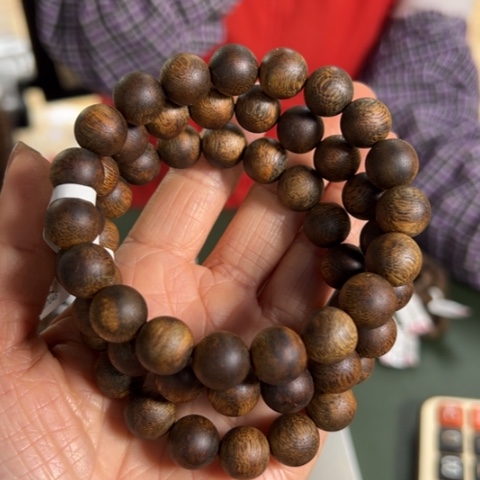 沉香手串乌身红土沉浮11克卡1.1多样性发1条