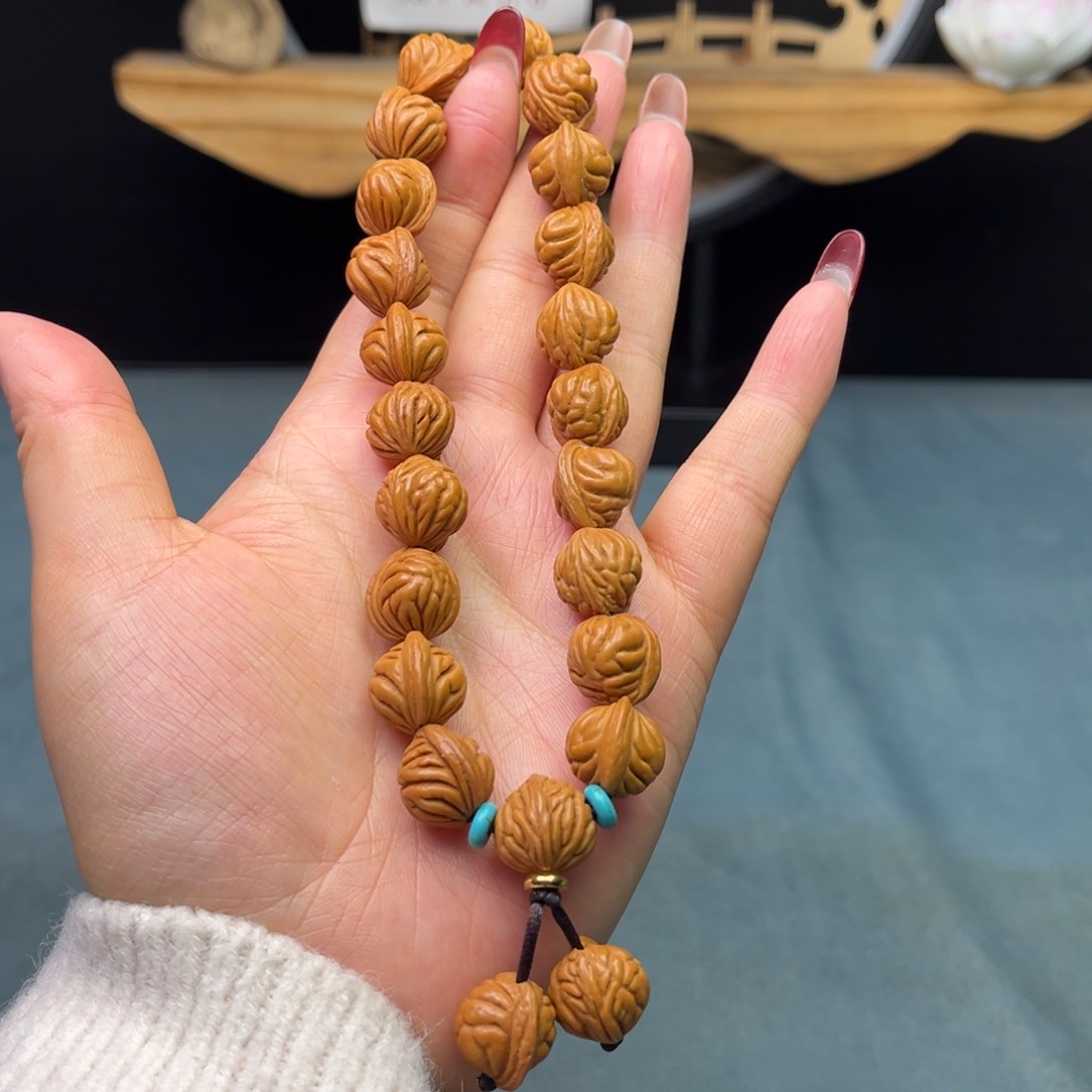 桃核手串13小金豆手持