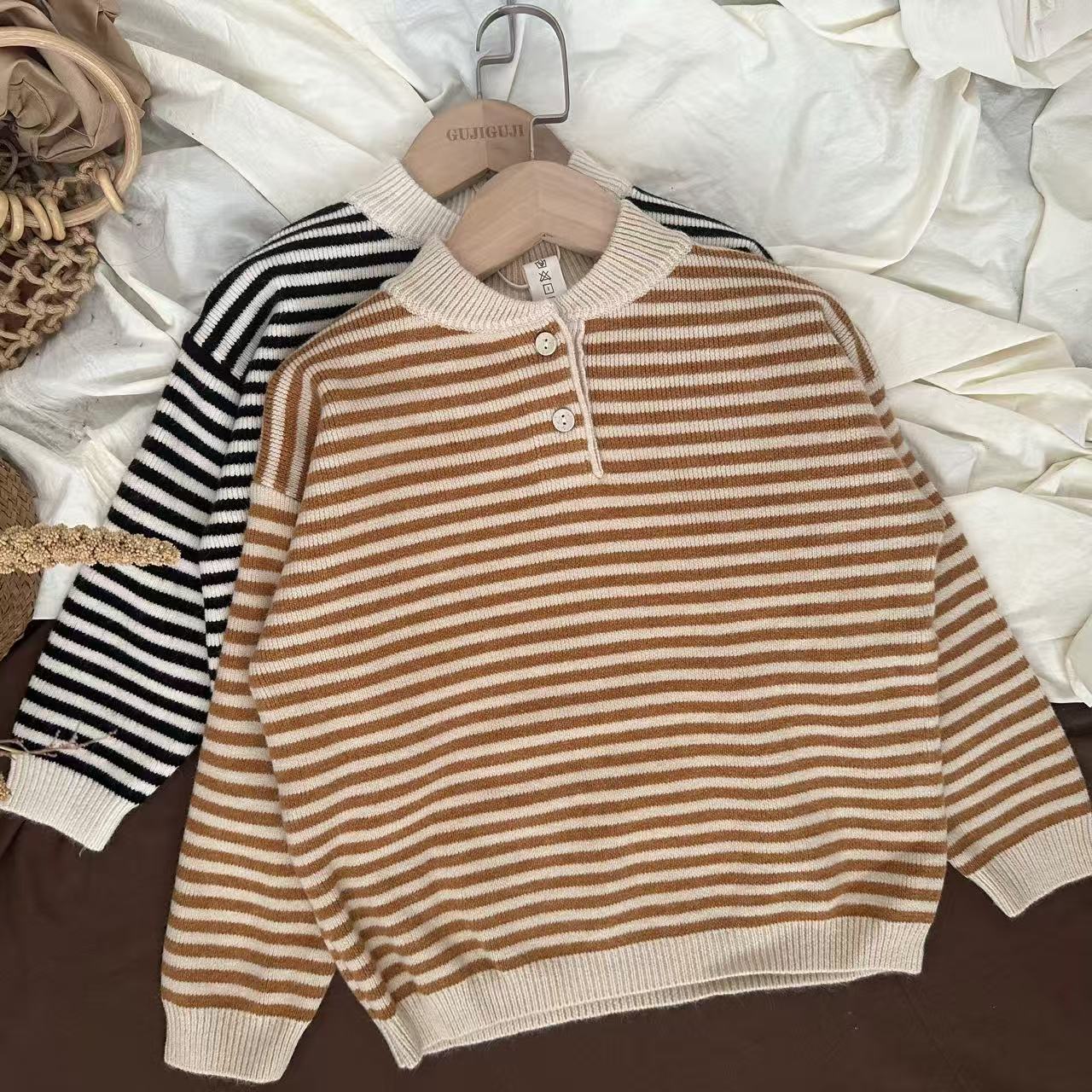  秋冬新款女童横纹条纹可开纽扣领毛衣童装秋冬温柔百搭毛衣长袖