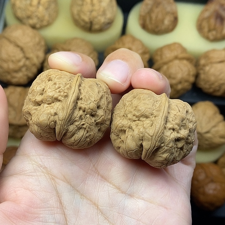 吊坠桃核峭壁元宝34尺