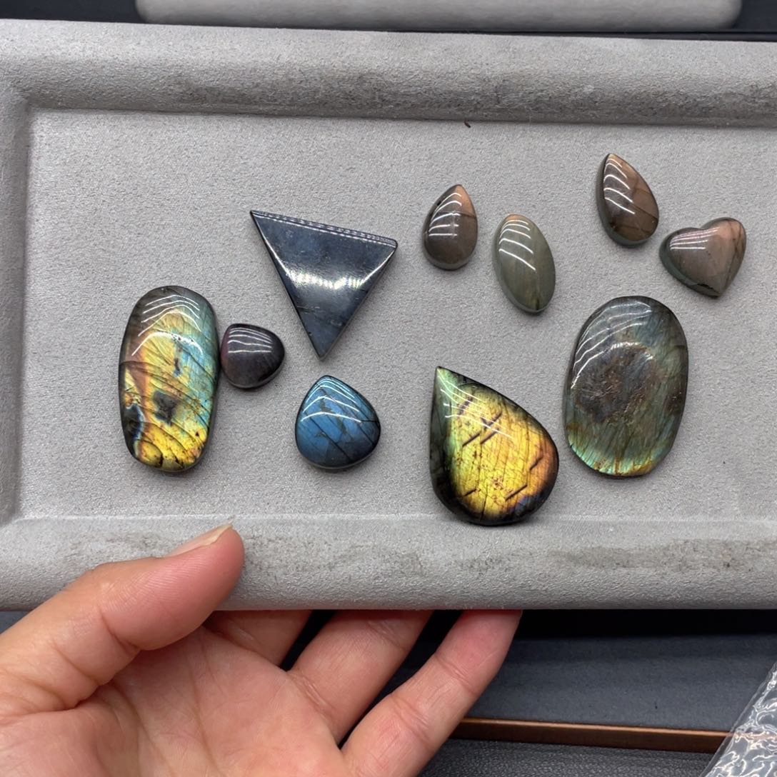 W***长石颈饰银S925镶嵌