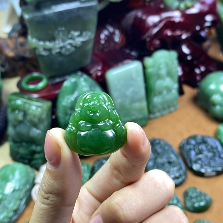 和田玉（碧玉）未镶嵌颈饰