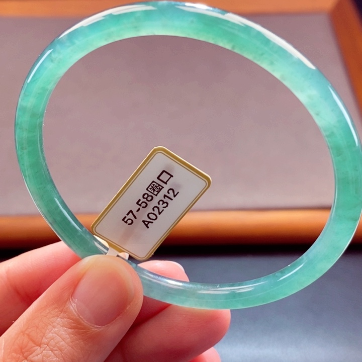 翡翠未镶嵌手镯天然翡翠手镯23