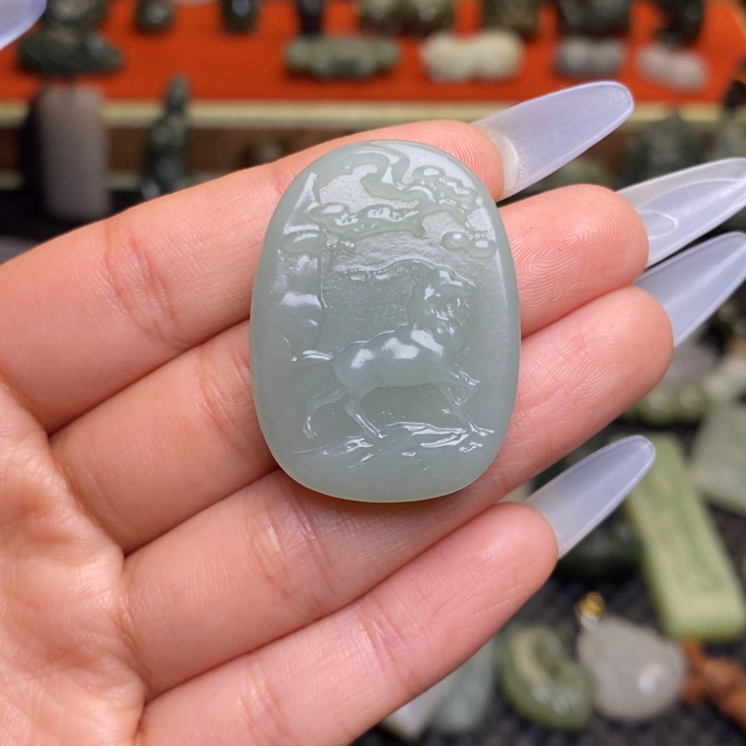 和田玉颈饰未镶嵌