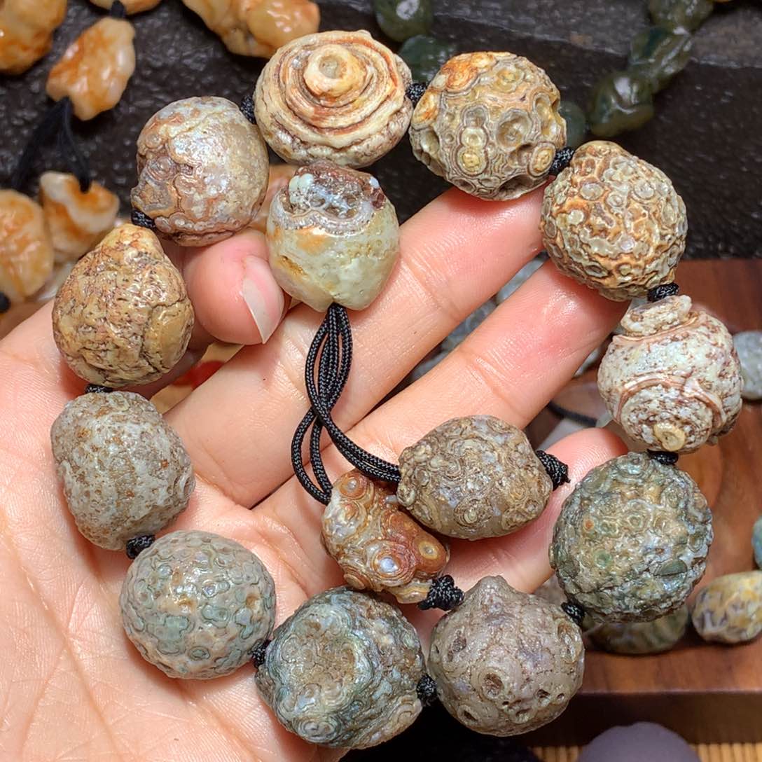 未镶嵌玛瑙/玉髓珠宝半成品