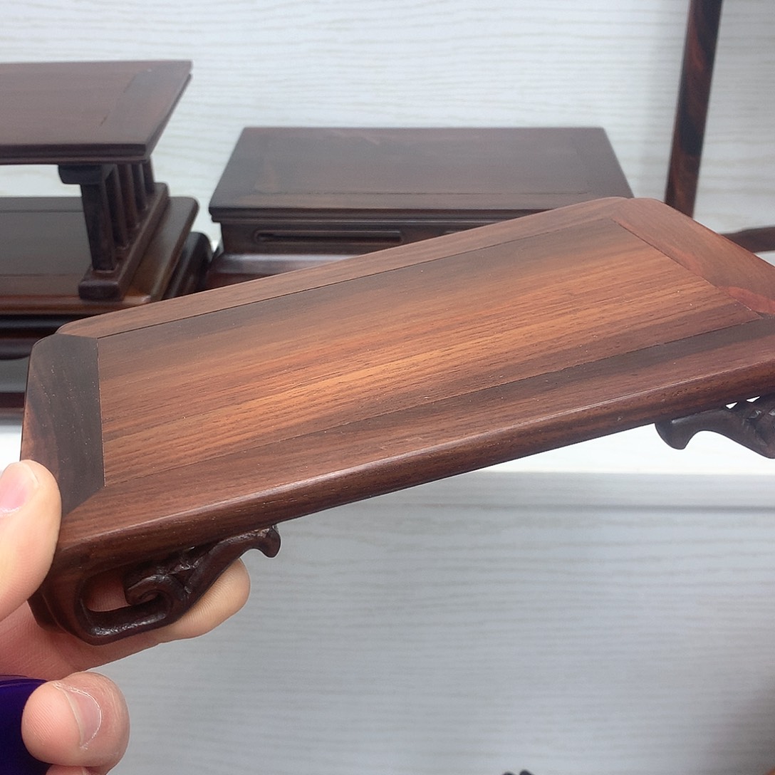 藤类大红酸枝手工雕花