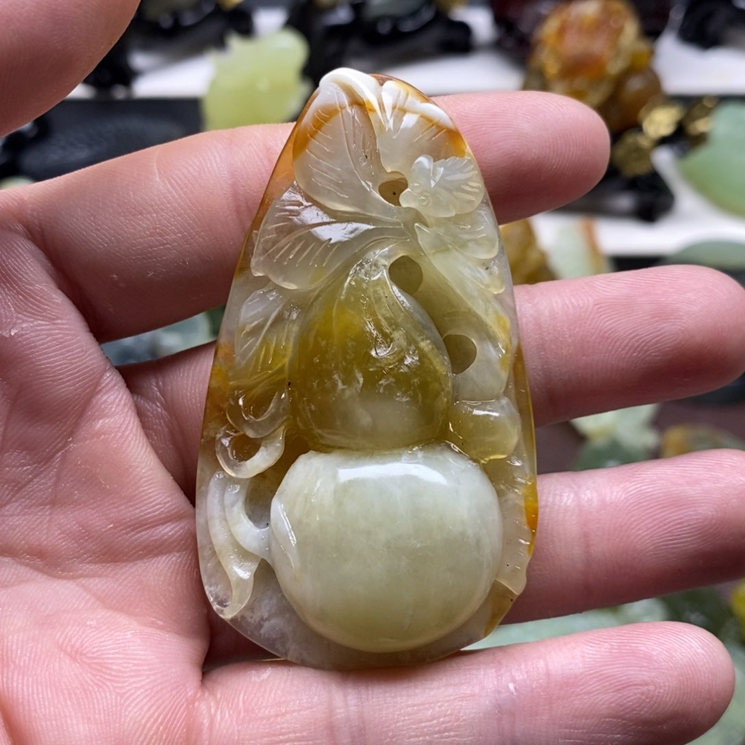 岫玉葫芦吊坠未镶嵌