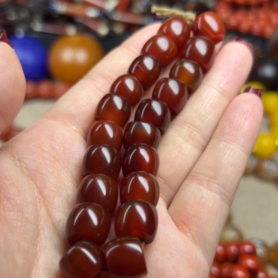 玛瑙/玉髓颈饰未镶嵌