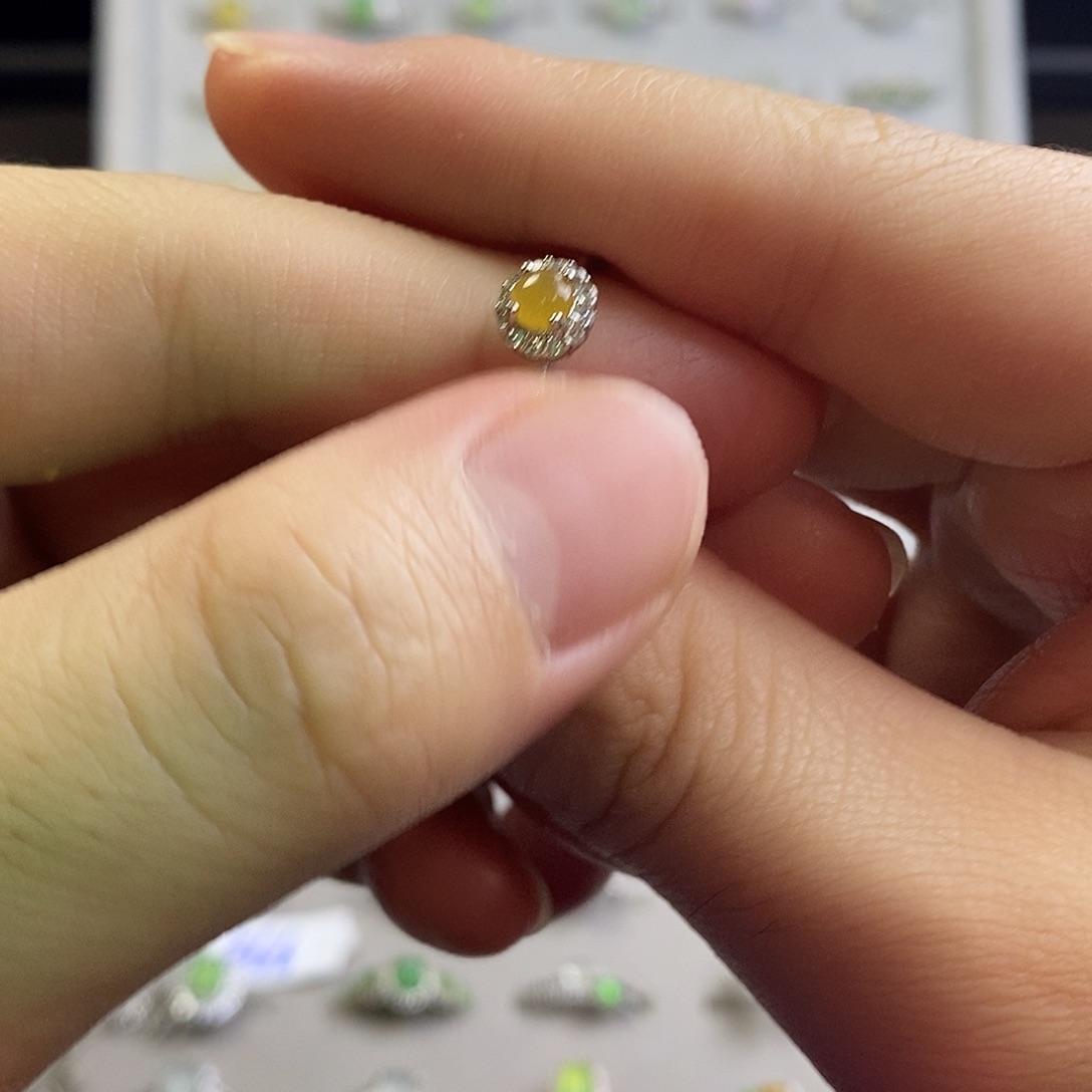 翡翠未镶嵌戒指翡翠戒指