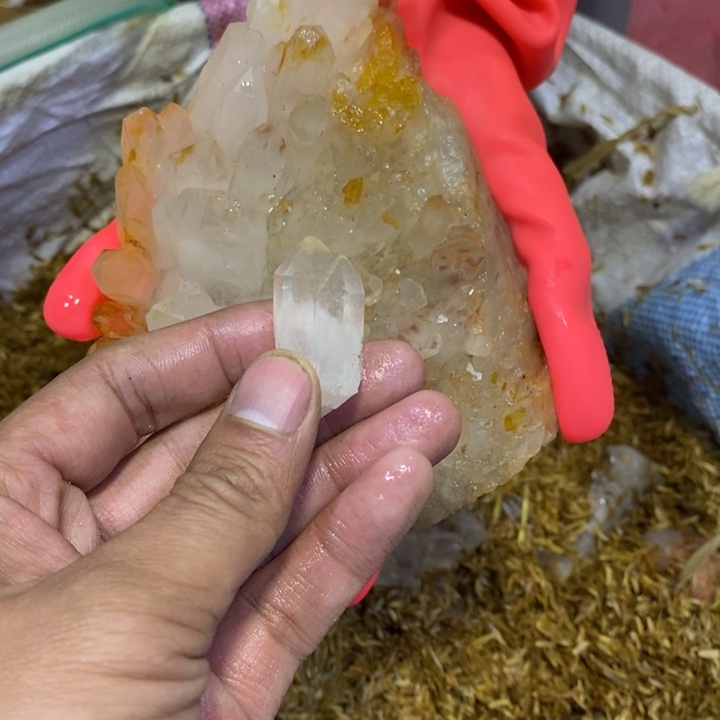 水晶水晶原石摆件未镶嵌?****