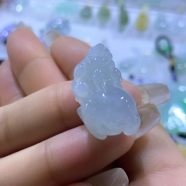 翡翠颈饰未镶嵌天然翡翠A货吊坠