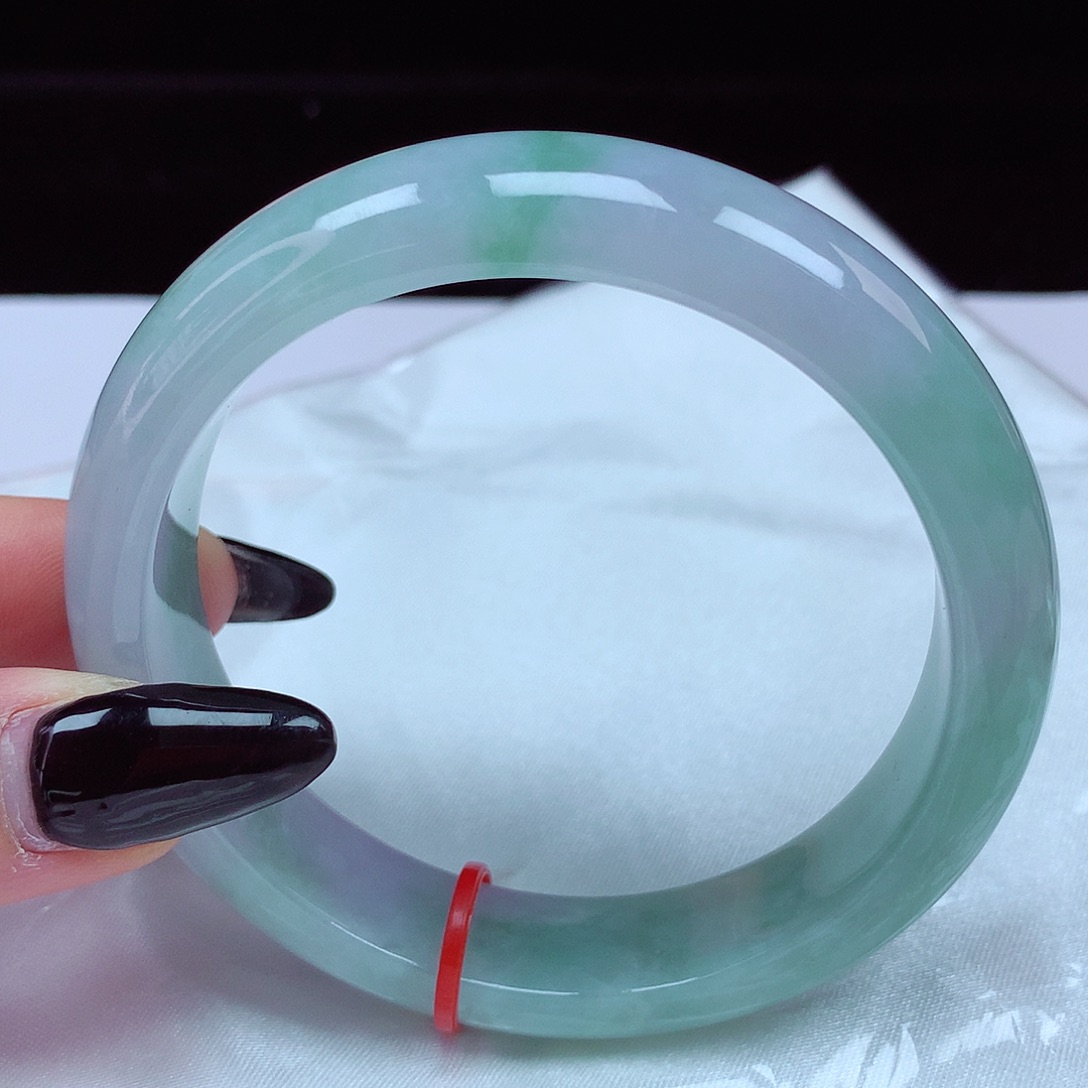 翡翠手镯未镶嵌61-62圈