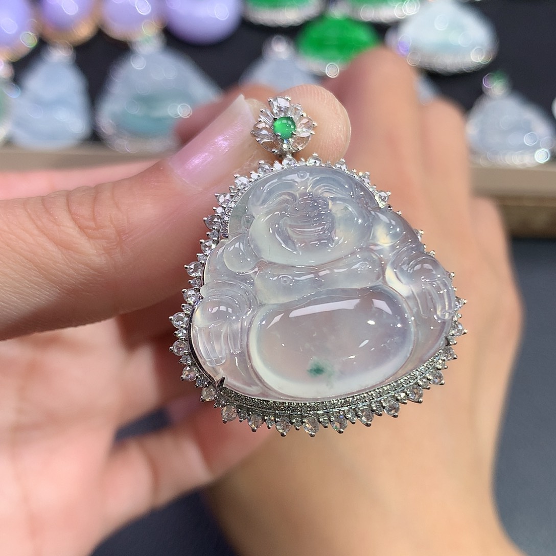 翡翠吊坠(赠链)18K金镶嵌