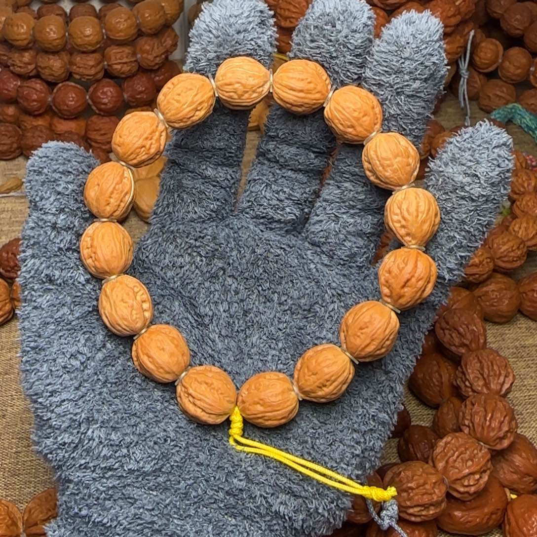 *****文玩核桃吊坠白茶小枣手持