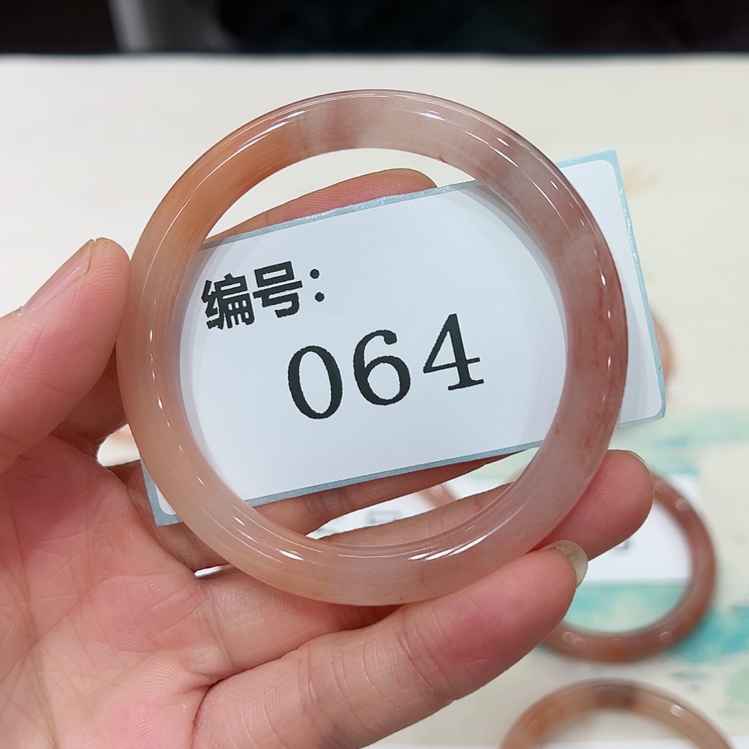 石英质玉手镯未镶嵌圈口60