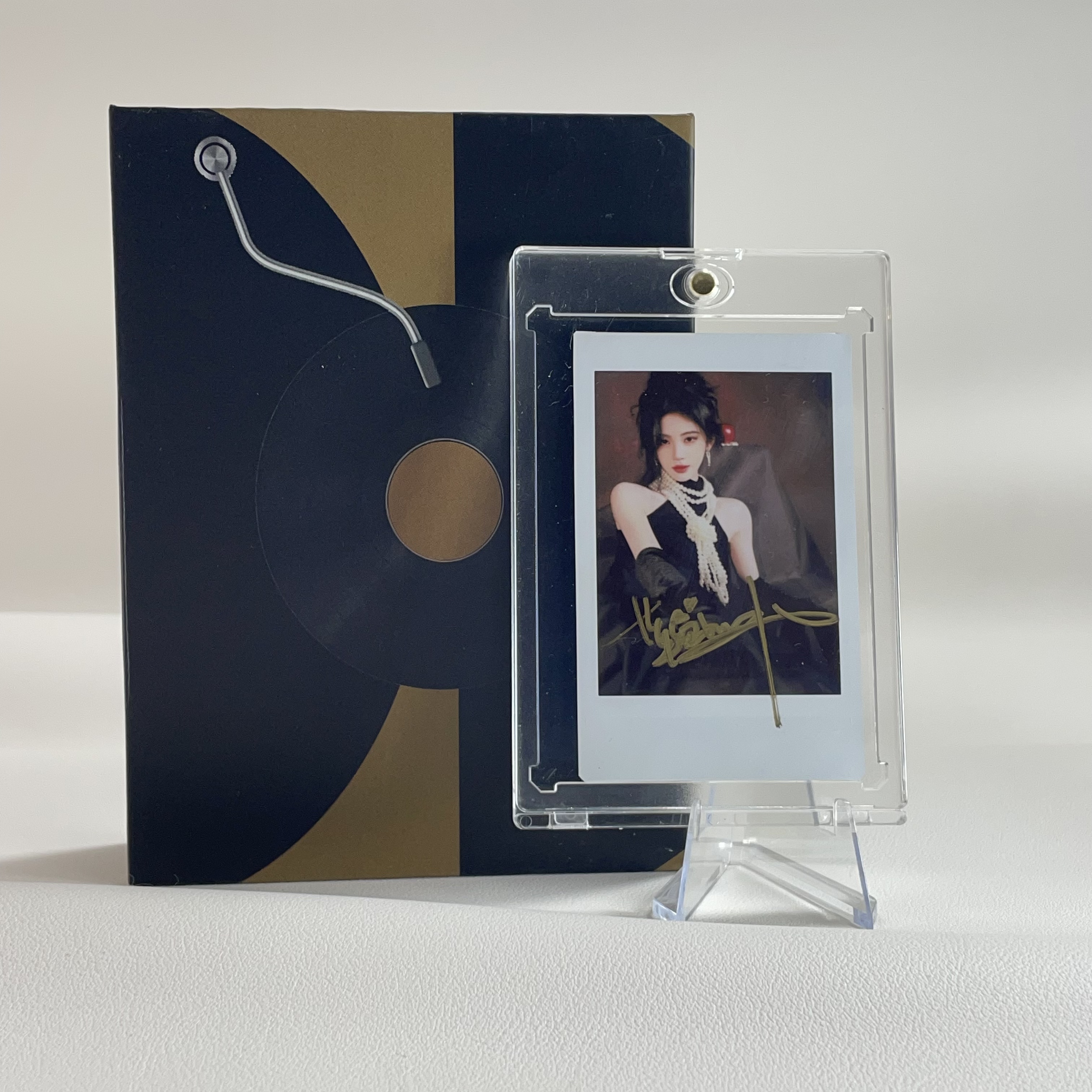 鞠婧祎【A5394】白边 正品亲签三寸拍立得照片