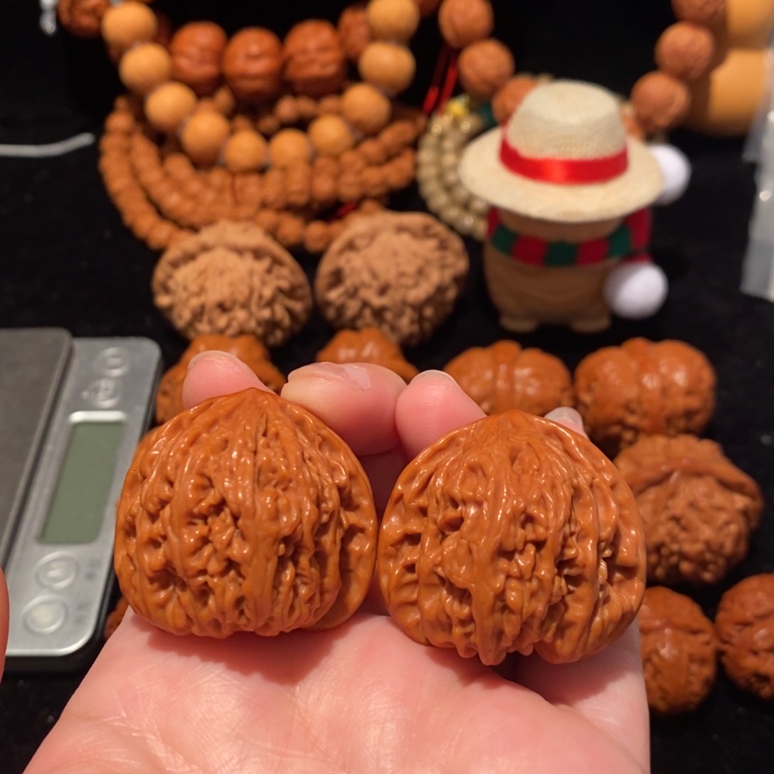 文玩核桃把件36红宝石