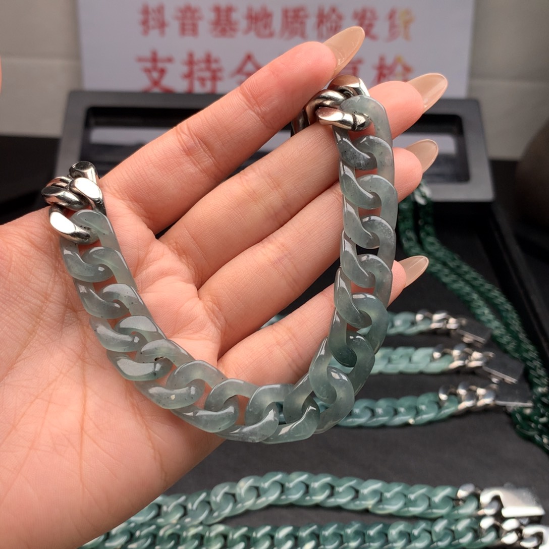 悬***翡翠未镶嵌手链007