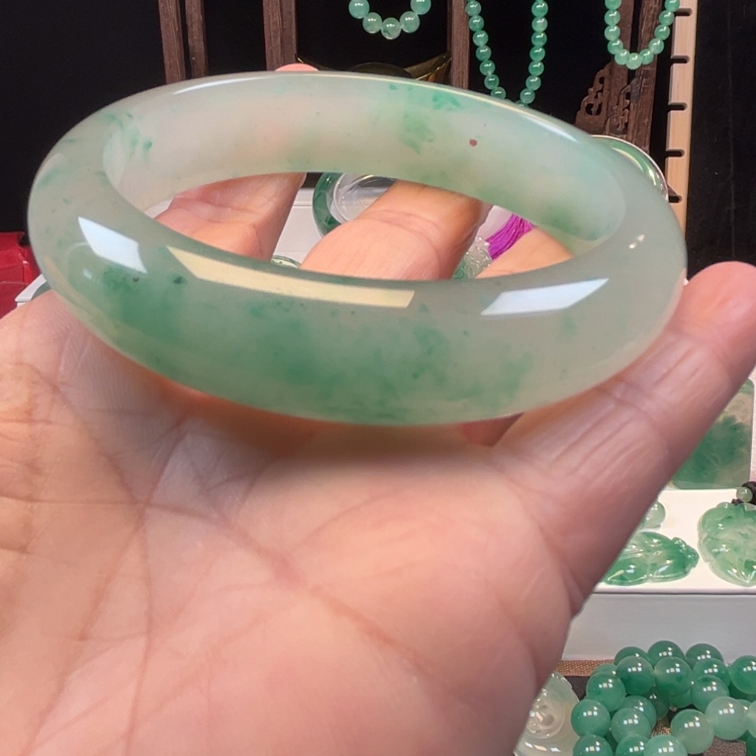 石英质玉手镯合金