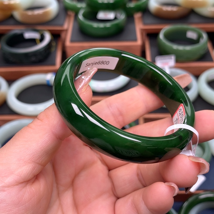 和田玉手镯未镶嵌5657圈口