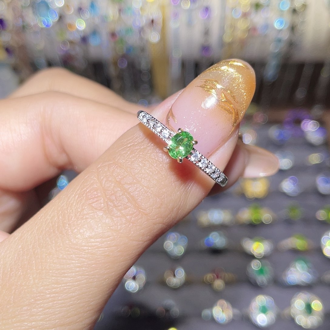 石榴石（沙弗莱）戒指银S925镶嵌