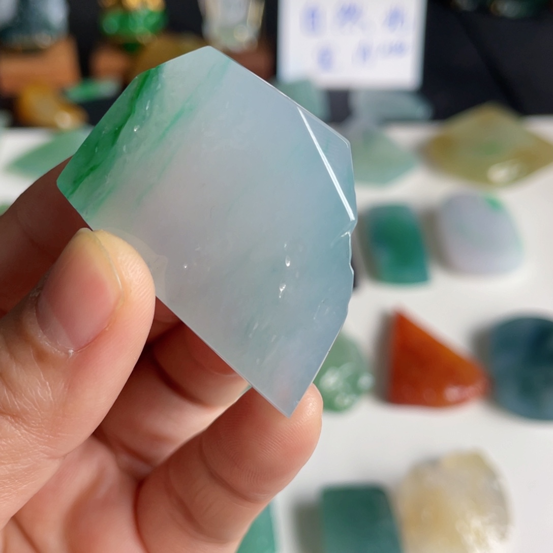 定制翡翠未镶嵌包工