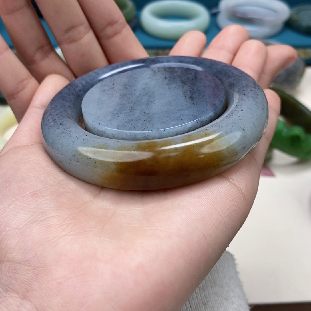 和田玉手镯 未镶嵌北****姐