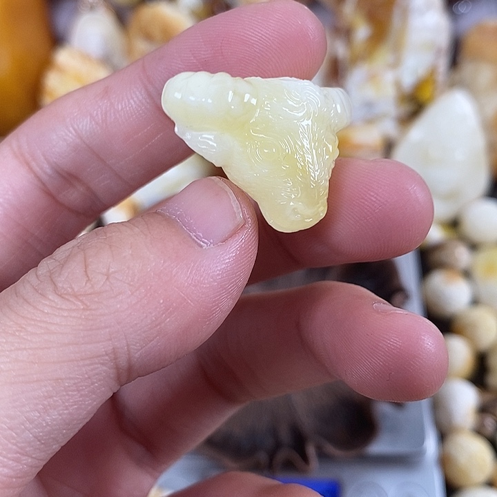 琥珀未镶嵌裸石我