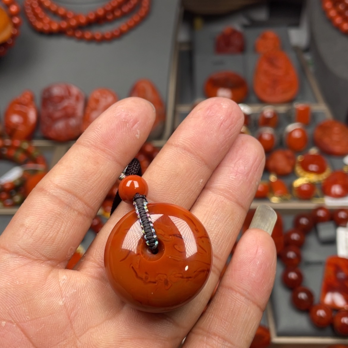 【闪购商品】南红玛瑙珠宝奇石未镶嵌吊坠