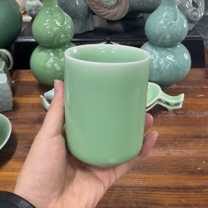 龙泉青瓷茶具微瑕5376