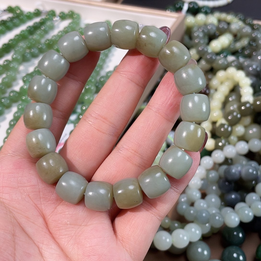 和田玉手链未镶嵌