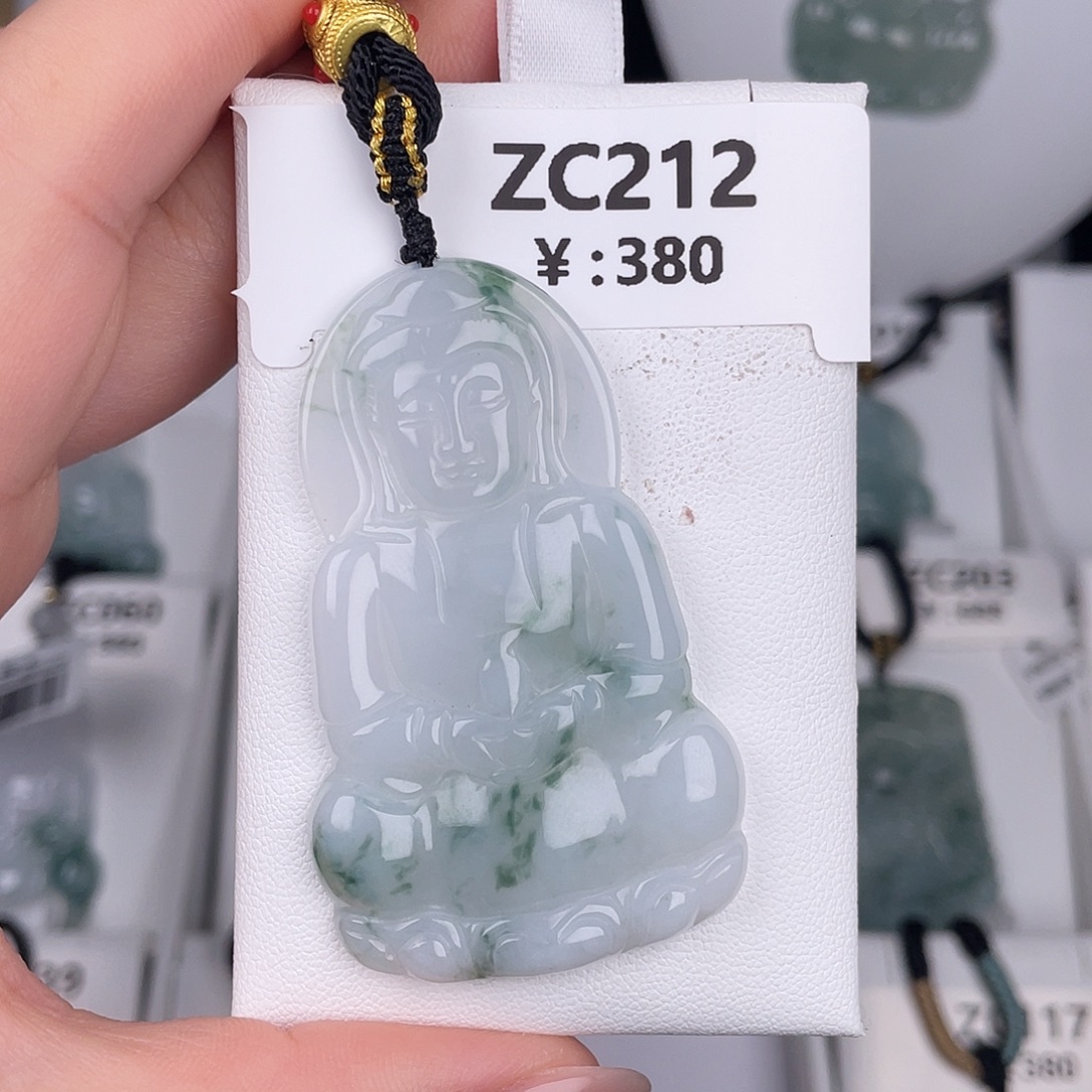 翡翠未镶嵌颈饰zc212
