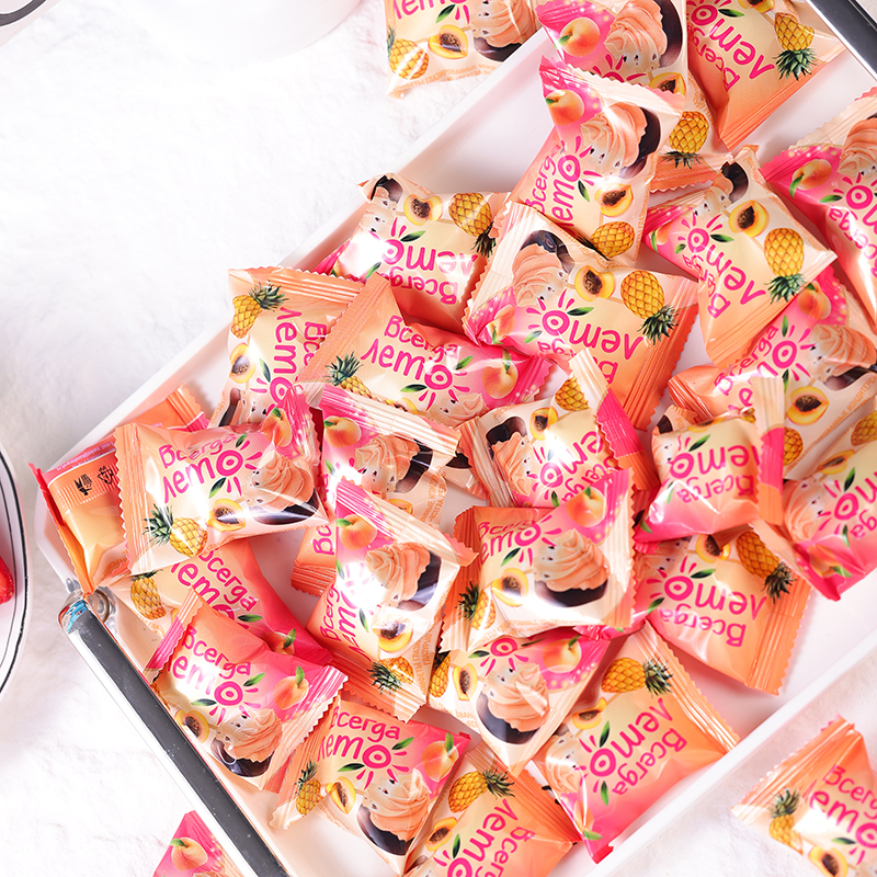 【200g*6包】俄罗斯原装进口柳波维菠萝桃子味巧克力夹心糖果